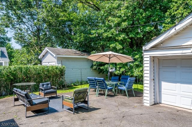 1072 Salem Ave, Hillside Twp., NJ 07205