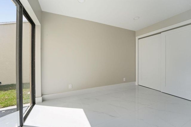 875 NW 22nd Avenue, Delray Beach, FL 33445