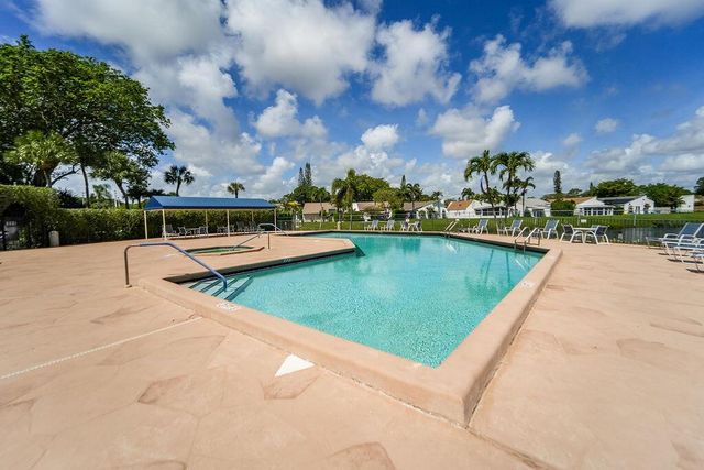 875 NW 22nd Avenue, Delray Beach, FL 33445
