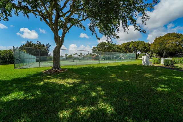 875 NW 22nd Avenue, Delray Beach, FL 33445