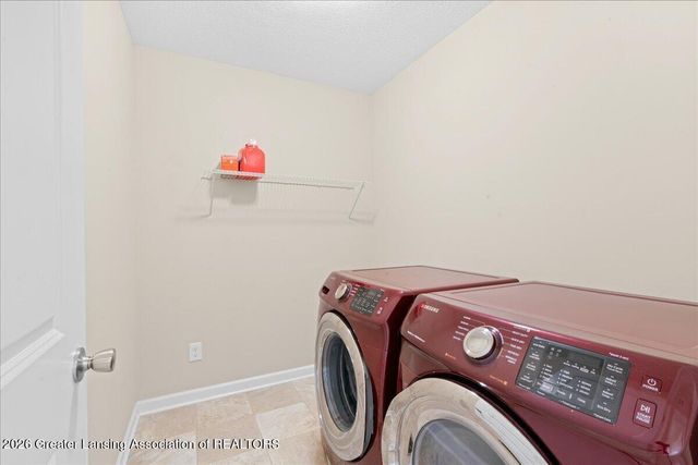 6744 Castleton Drive, Grand Ledge, MI 48837