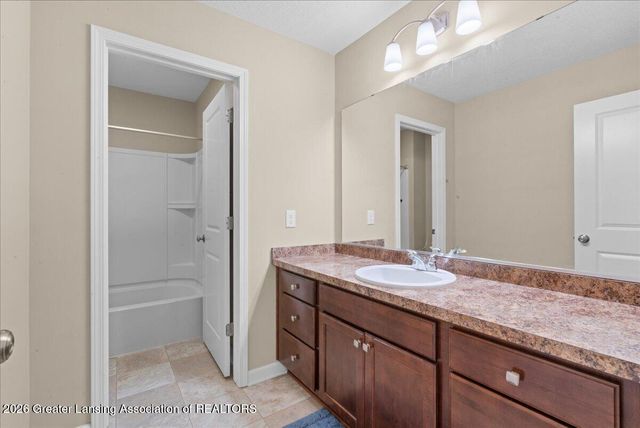 6744 Castleton Drive, Grand Ledge, MI 48837