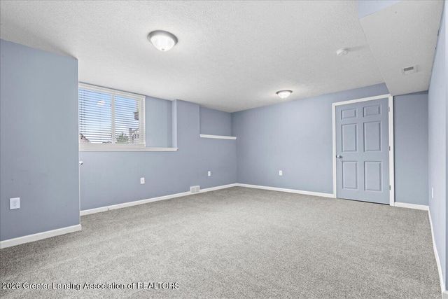6744 Castleton Drive, Grand Ledge, MI 48837
