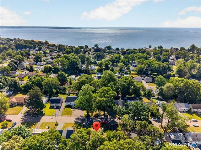 52 Hillside Avenue, West Haven, CT 06516