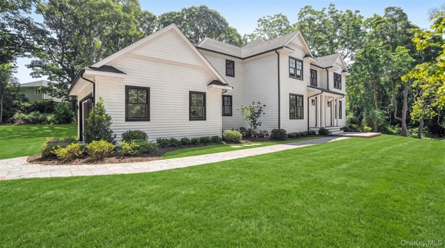 29 Briana Court, East Moriches, NY 11940