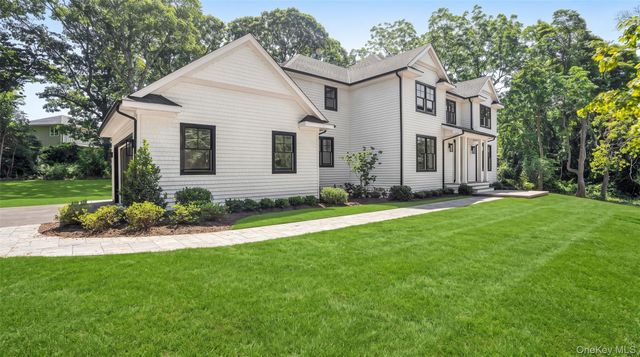 29 Briana Court, East Moriches, NY 11940