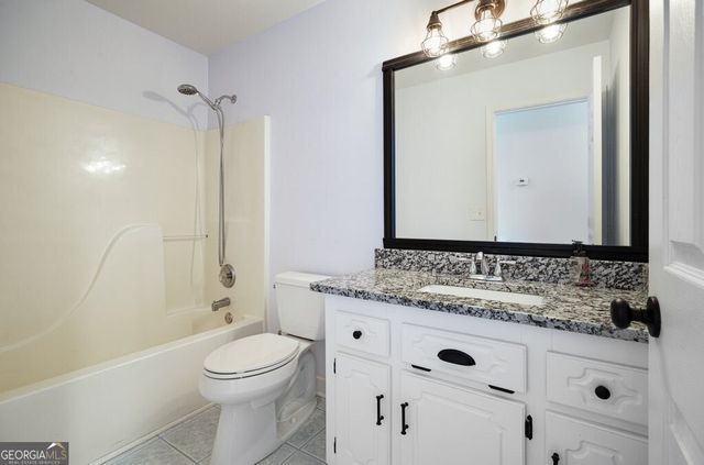 1037 Queensbury Run, Acworth, GA 30102