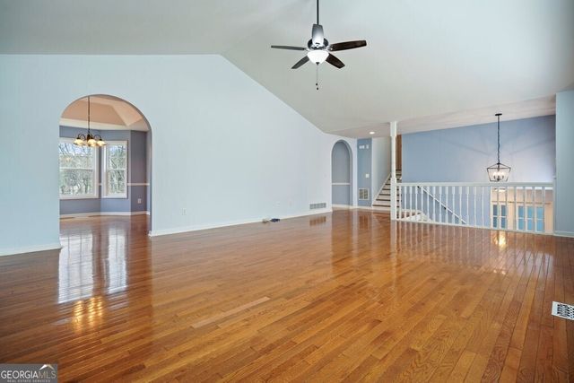 1037 Queensbury Run, Acworth, GA 30102