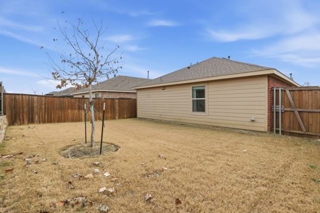 14069 Haggerston Drive, Pilot Point, TX 76258