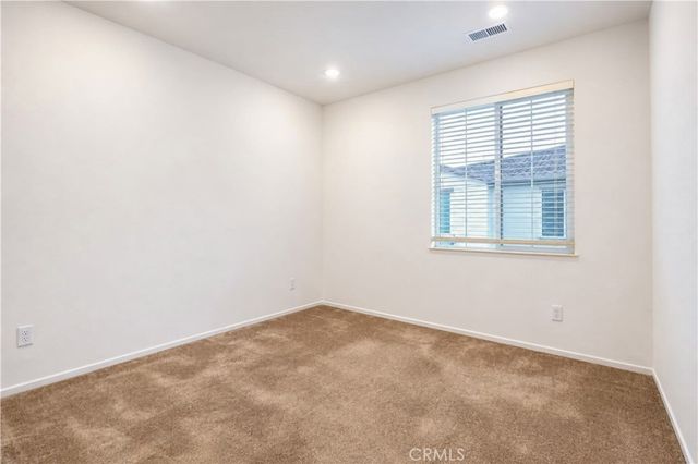 5585 Kate Way 6, Fontana, CA 92336