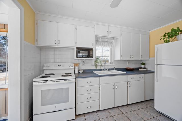 51 Richardson Street, Rochester, NH 03867