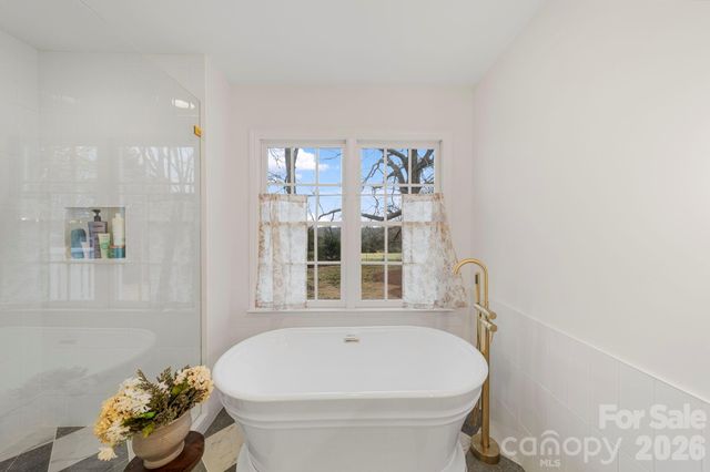 2721 Tara Drive, Monroe, NC 28112