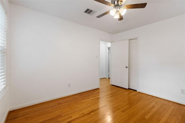 1422 Hewitt Drive, Houston, TX 77018