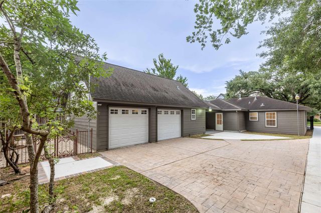 1422 Hewitt Drive, Houston, TX 77018