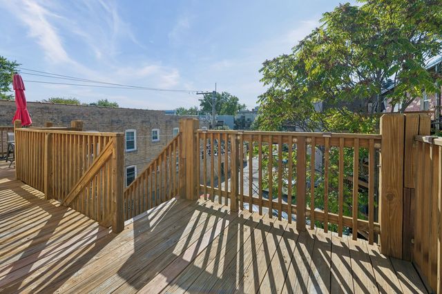2478 N Albany Avenue 3, Chicago, IL 60647