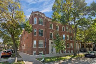 2478 N Albany Avenue 3, Chicago, IL 60647