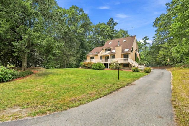 200 Wheel Wright Road, Hampstead, NH 03841