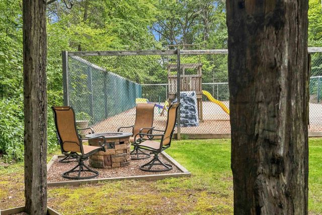 200 Wheel Wright Road, Hampstead, NH 03841