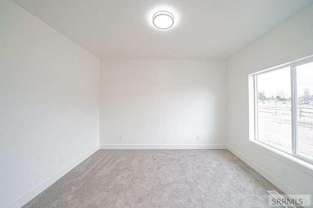 3985 Mountain Bluebird Way, Ammon, ID 83406