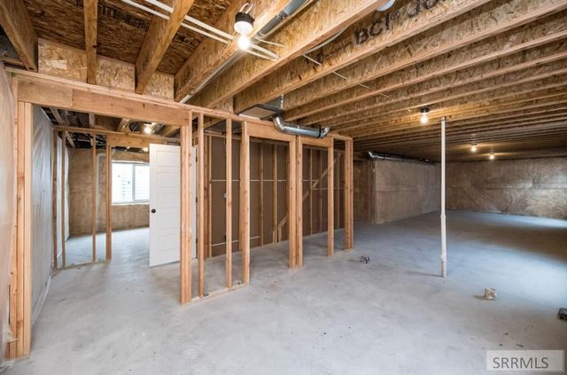 3985 Mountain Bluebird Way, Ammon, ID 83406