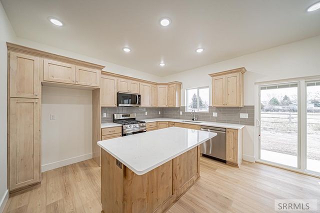 3985 Mountain Bluebird Way, Ammon, ID 83406