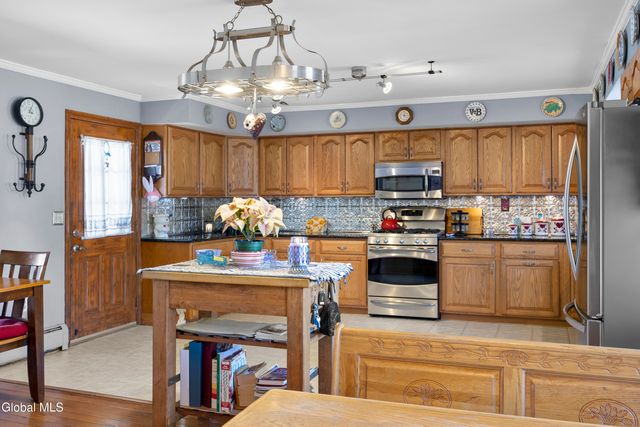 392 Gurn Springs Road, Wilton, NY 12831