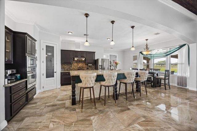 527 Lily Lane, Rosharon, TX 77583