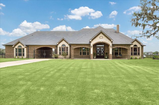 527 Lily Lane, Rosharon, TX 77583