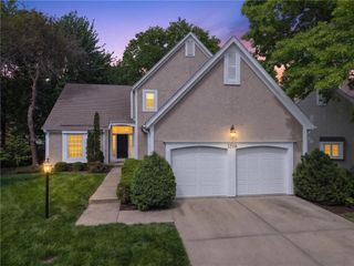 12116 Sagamore Road, Leawood, KS 66209