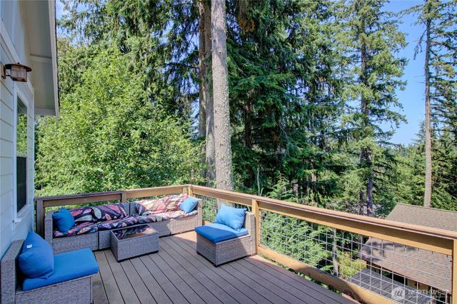 3 Sweetclover Circle, Bellingham, WA 98229
