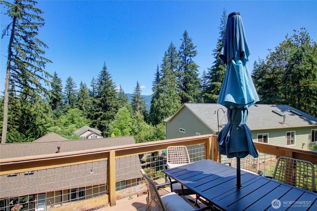 3 Sweetclover Circle, Bellingham, WA 98229