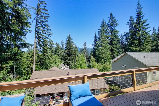 3 Sweetclover Circle, Bellingham, WA 98229