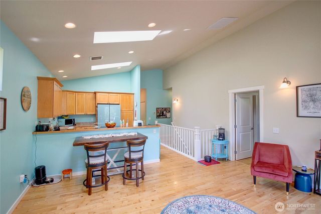 3 Sweetclover Circle, Bellingham, WA 98229