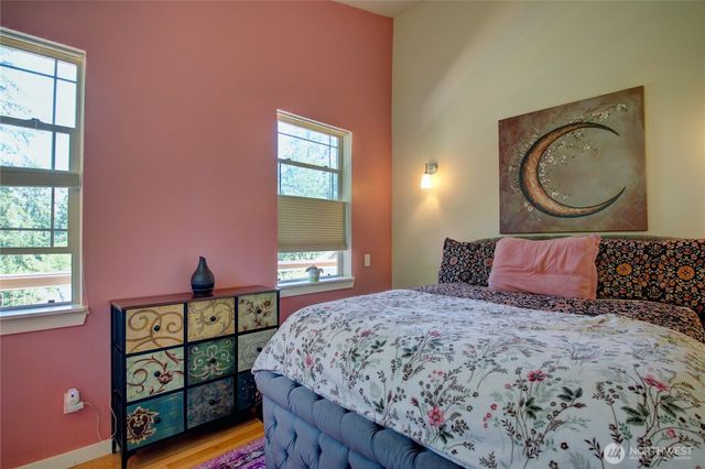 3 Sweetclover Circle, Bellingham, WA 98229