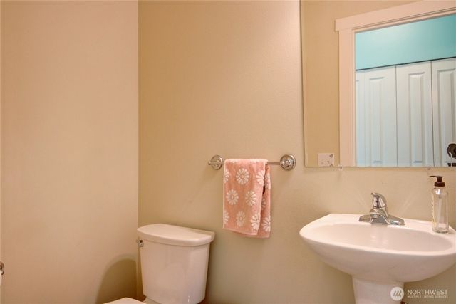 3 Sweetclover Circle, Bellingham, WA 98229