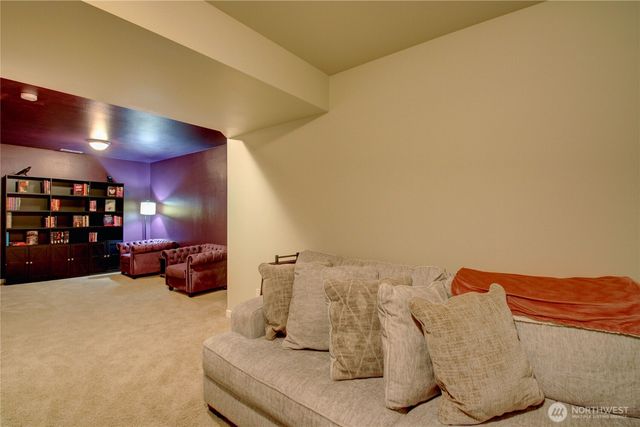 3 Sweetclover Circle, Bellingham, WA 98229
