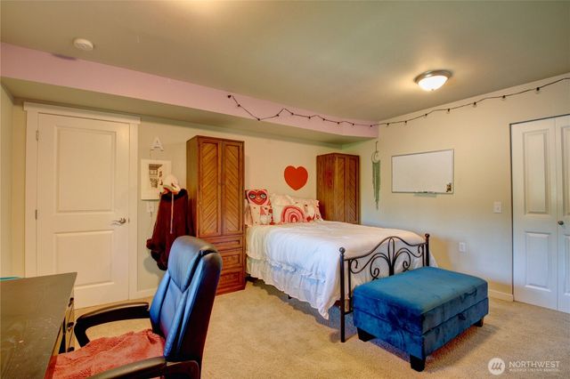 3 Sweetclover Circle, Bellingham, WA 98229