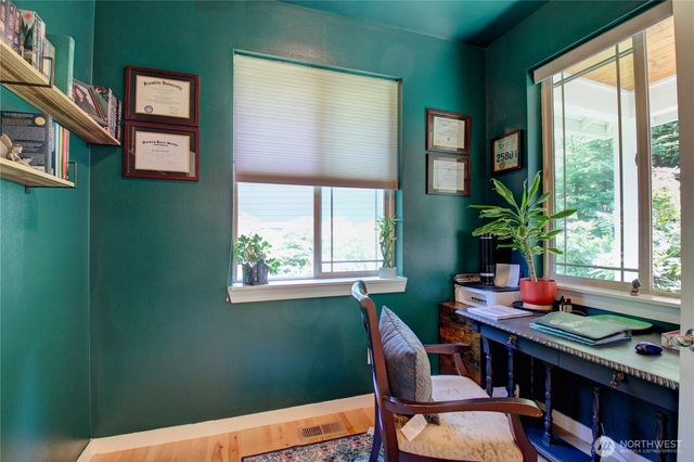 3 Sweetclover Circle, Bellingham, WA 98229