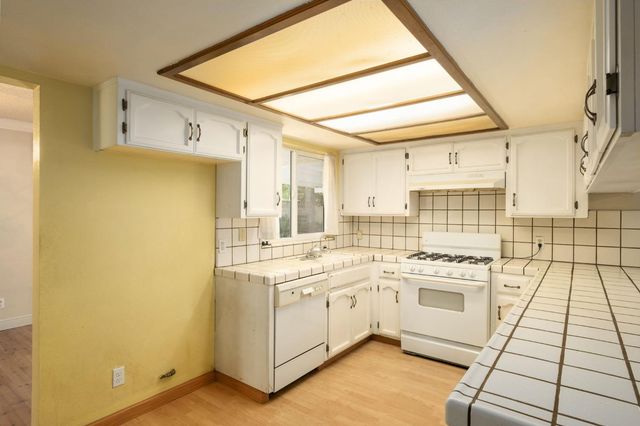 1305 Barbara Street, Selma, CA 93662