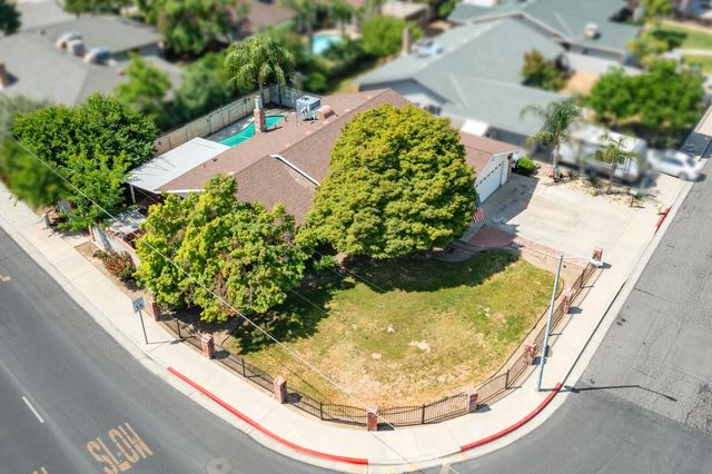 1305 Barbara Street, Selma, CA 93662