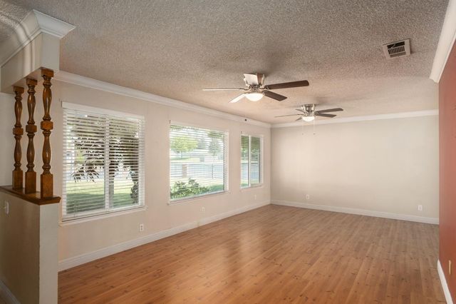 1305 Barbara Street, Selma, CA 93662