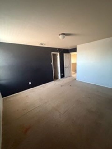 801 Lark Drive, Aubrey, TX 76227