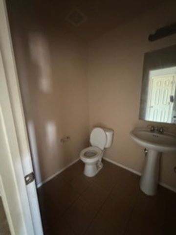 801 Lark Drive, Aubrey, TX 76227