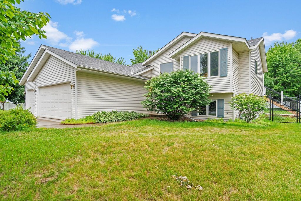 6284 Corwin Court, Inver Grove Heights, MN 55076 — exterior