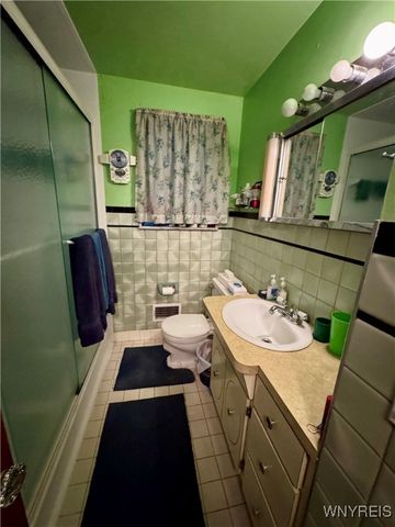 84 Loretto Drive, Cheektowaga, NY 14225