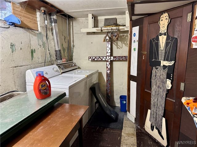 84 Loretto Drive, Cheektowaga, NY 14225