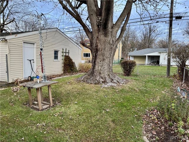 84 Loretto Drive, Cheektowaga, NY 14225