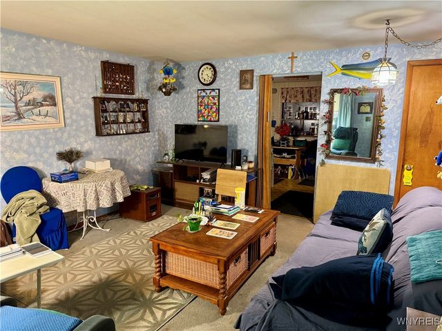 84 Loretto Drive, Cheektowaga, NY 14225