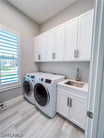 554 N Barfield DR, Marco Island, FL 34145