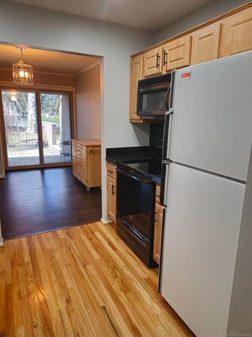 1549 S Hill Boulevard, Bloomfield Hills, MI 48304